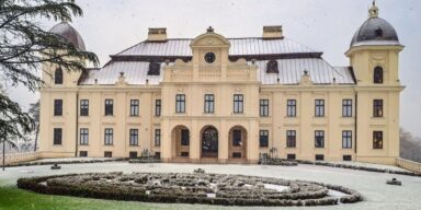 Obnovljeni dvorac Pejačević u Našicama FOTO: HINA / MKM