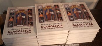 Predstavljanje knjige Glagoljica prije Ćirila i Metoda u kuli nad kamenitim vratima FOTO: Ana Mičić