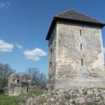 Garić-grad, FOTO: Krešimir Regan, Leksikon utvrda Hrvatske