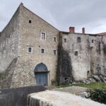 Pogled na kaštel Grobnik FOTO: Darko Antolković