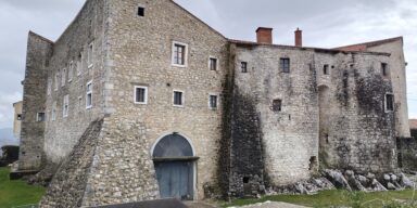 Pogled na kaštel Grobnik FOTO: Darko Antolković