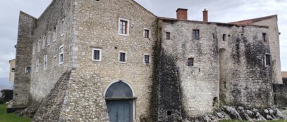 Pogled na kaštel Grobnik FOTO: Darko Antolković