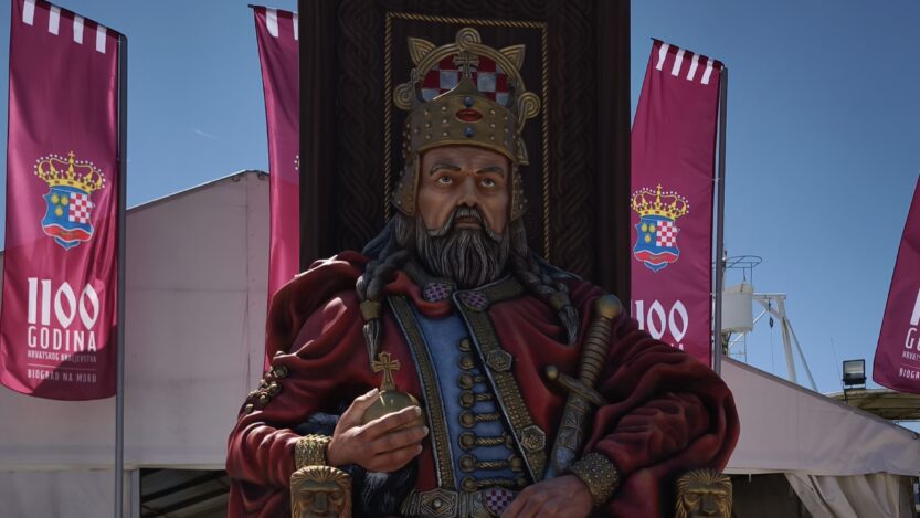 Spomenik kralju Tomislavu u Biogradu nakon predstavljanja FOTO: Vibor Brkić-Tot