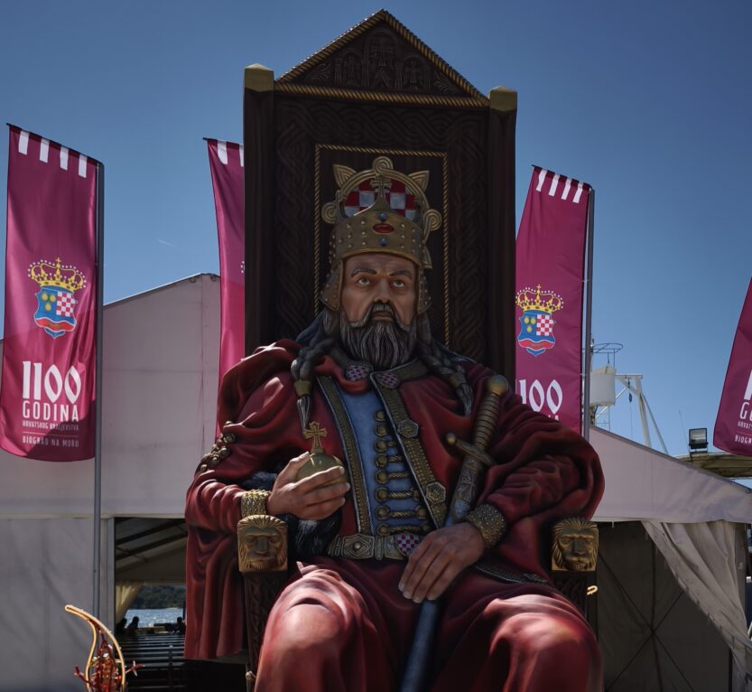 Spomenik kralju Tomislavu u Biogradu nakon predstavljanja FOTO: Vibor Brkić-Tot