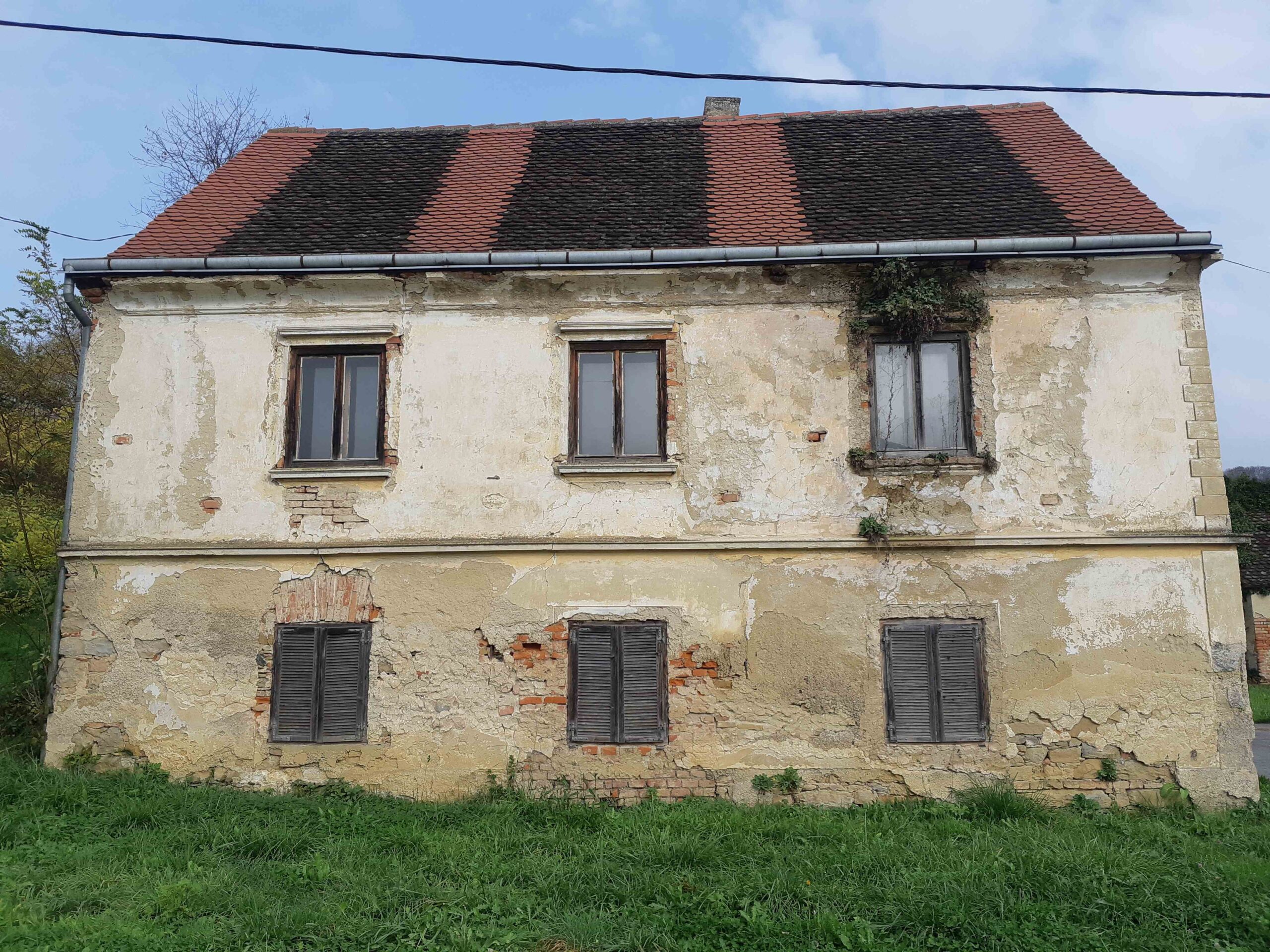 Rodna kuća hrvatskoga književnika Janka Leskovara prije obnove FOTO: Ministarstvo kulture i medija