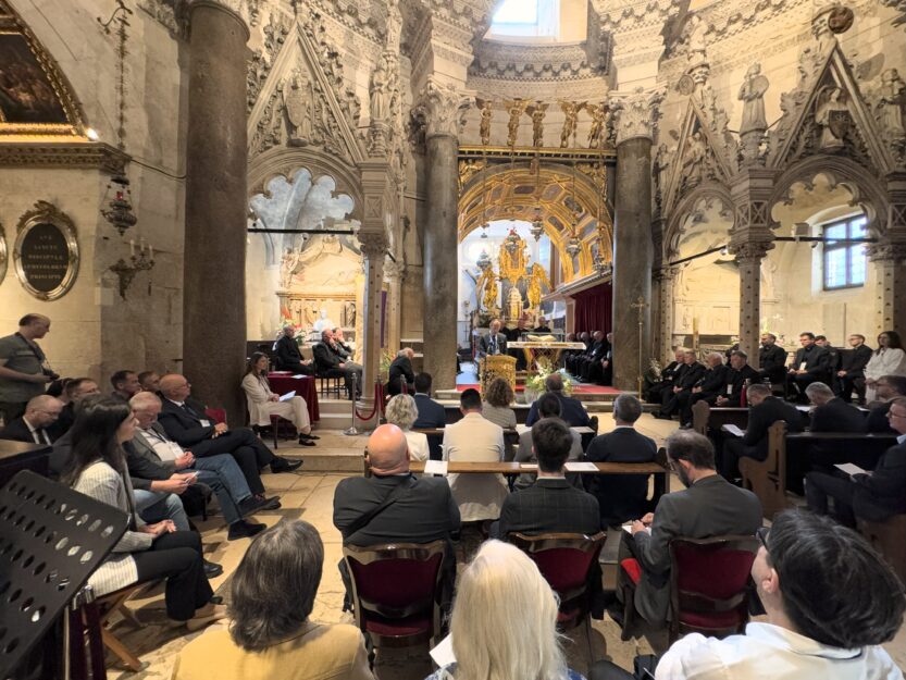 Svečano otvorenje skupa "Početci kraljevstva. Splitski crkveni sabori, Tomislav i njegovo doba o 1100. obljetnici", Katedrala Sv. Dujma FOTO: A.M. / Blaga & misterije