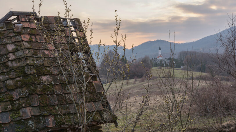 Pogled iz smjera Gradeca prema crkvi sv.Jurja FOTO: Darko Antolković