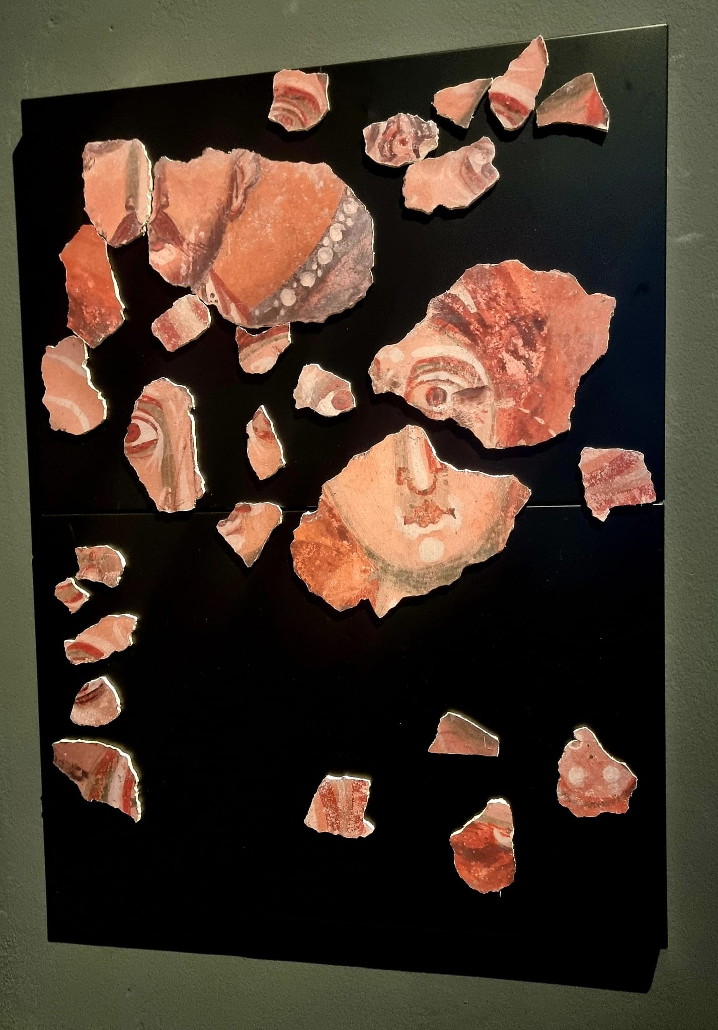 Otvorenje izložbe "Aktivnosti ALU OKIRU na istraživačko-edukacijskom projektu Otkrivanje starih dubrovačkih katedrala" 2. srpnja 2025., Galerija Šira, FOTO: M.B.T. / Blaga & misterije