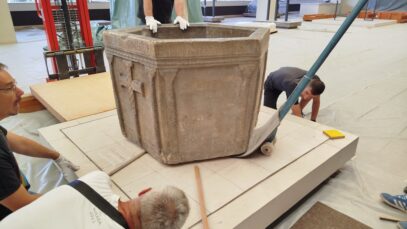 Priprema Višeslavove krstionice za putovanje do Zagreba / Preuzeto, Muzej Arheoloških spomenika u Splitu / Davor Maršić, MHAS Split