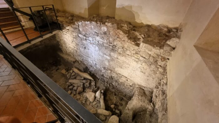 Jedan od fragmenata starog bedema Gradeca vidljiv je u muzeju grada Zagreba FOTO: MBT / Blaga & misterije