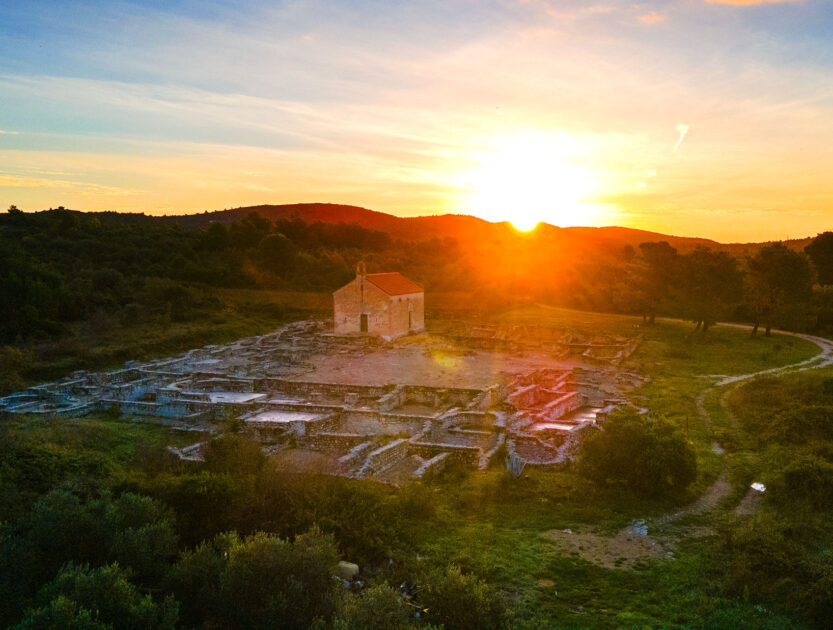 Svitanje na lokalitetu Ivinj / Ivinj.com