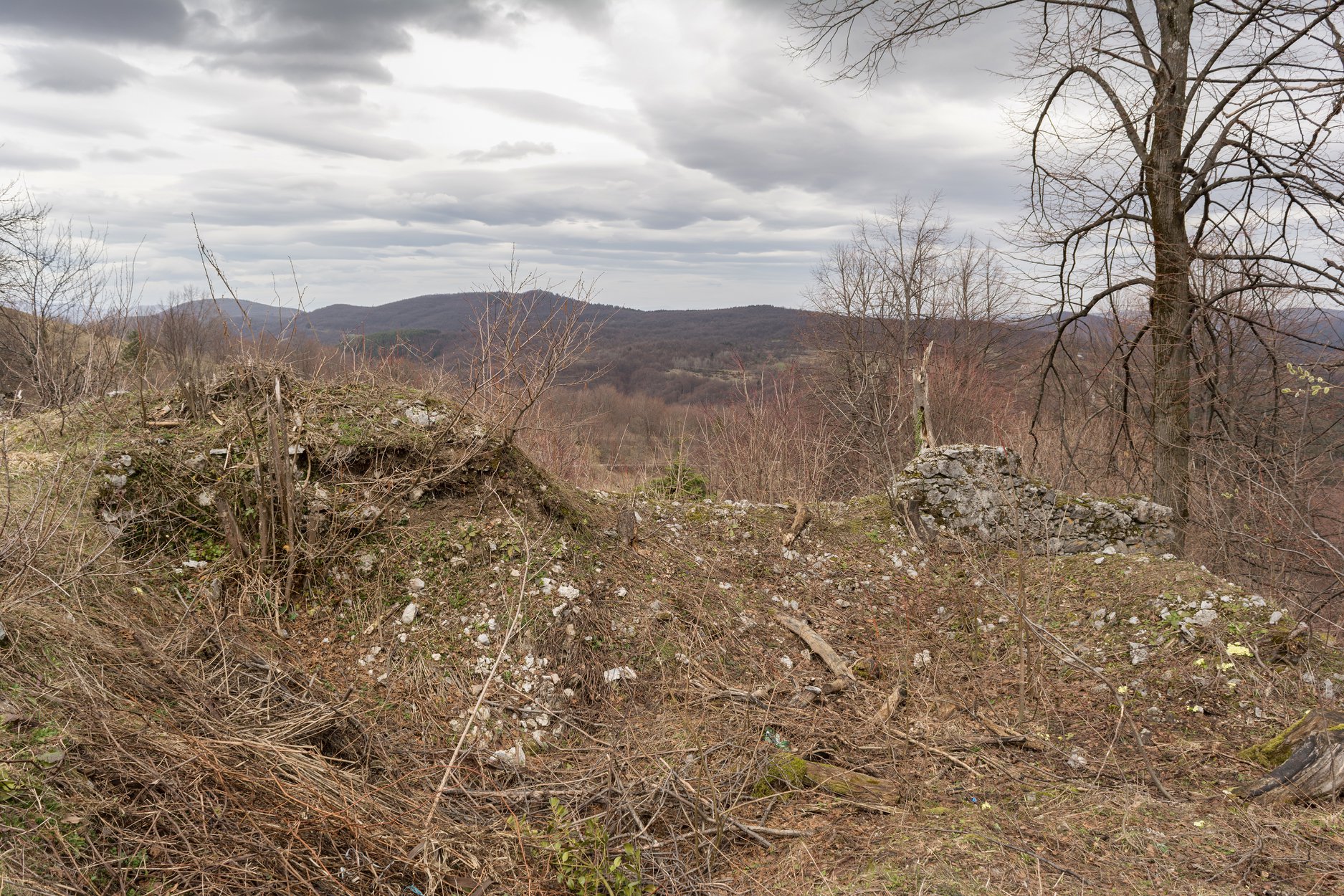Modruš, ostaci bedema FOTO: Darko Antolković