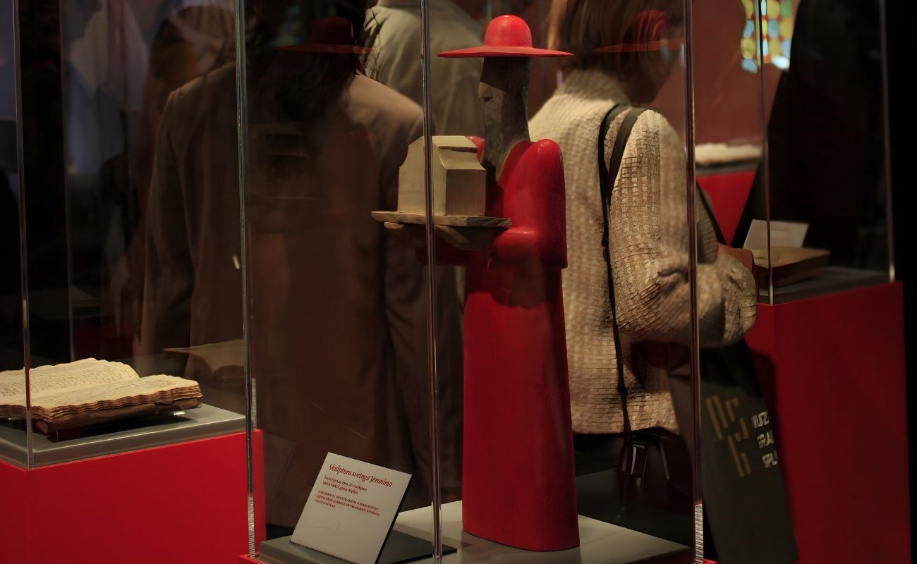 Otvorenje izložbe "Povijest koja ne šuti: glagoljaštvo u Splitu (925. – 2025.)" Foto: Muzej grada Splita