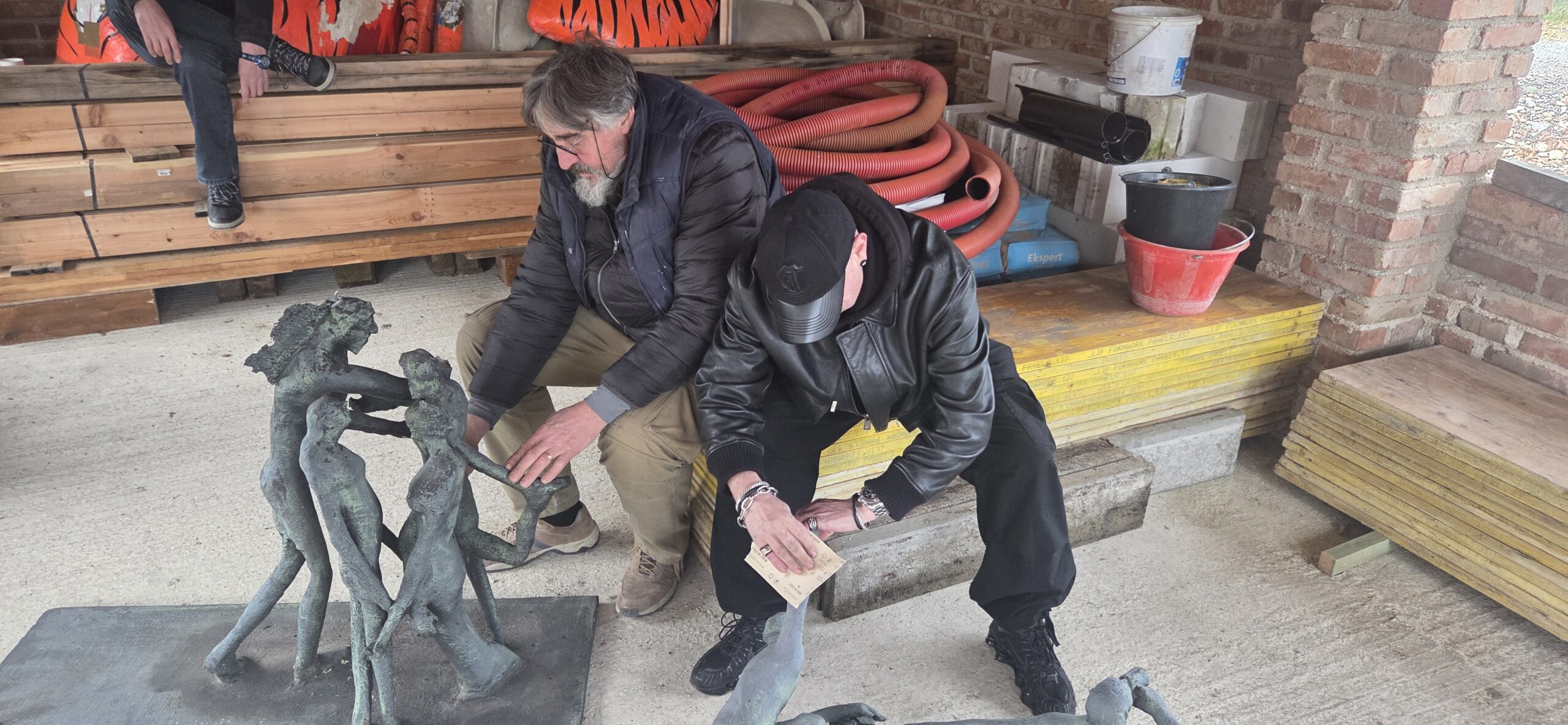 Vikend radionica 'Art terapije' udruge Crne mambe - obnova skulptura Križnog puta Marina Marinića u Domu Tigrova, Rakitje