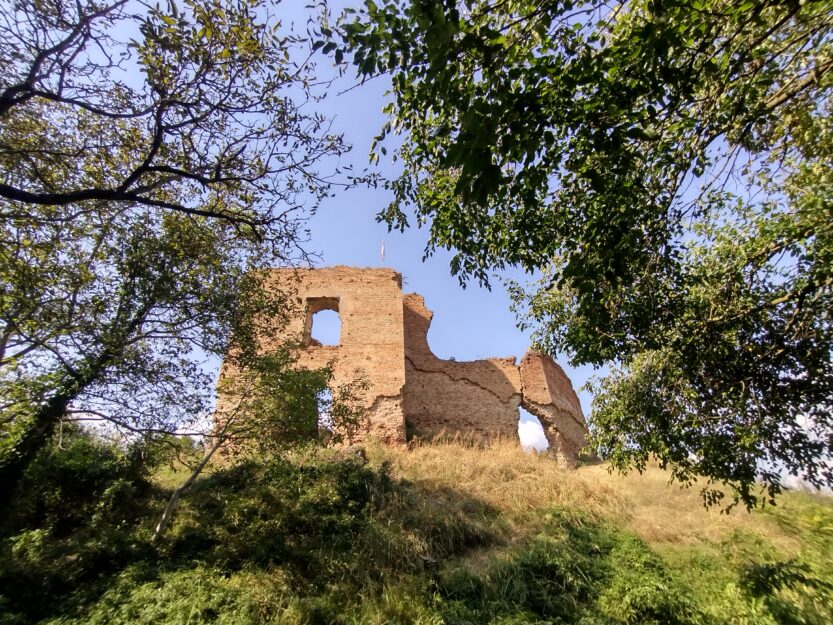 Tvrđava Šarengrad FOTO: Krešimir Regan, Leksikografski zavod Miroslav Krleža