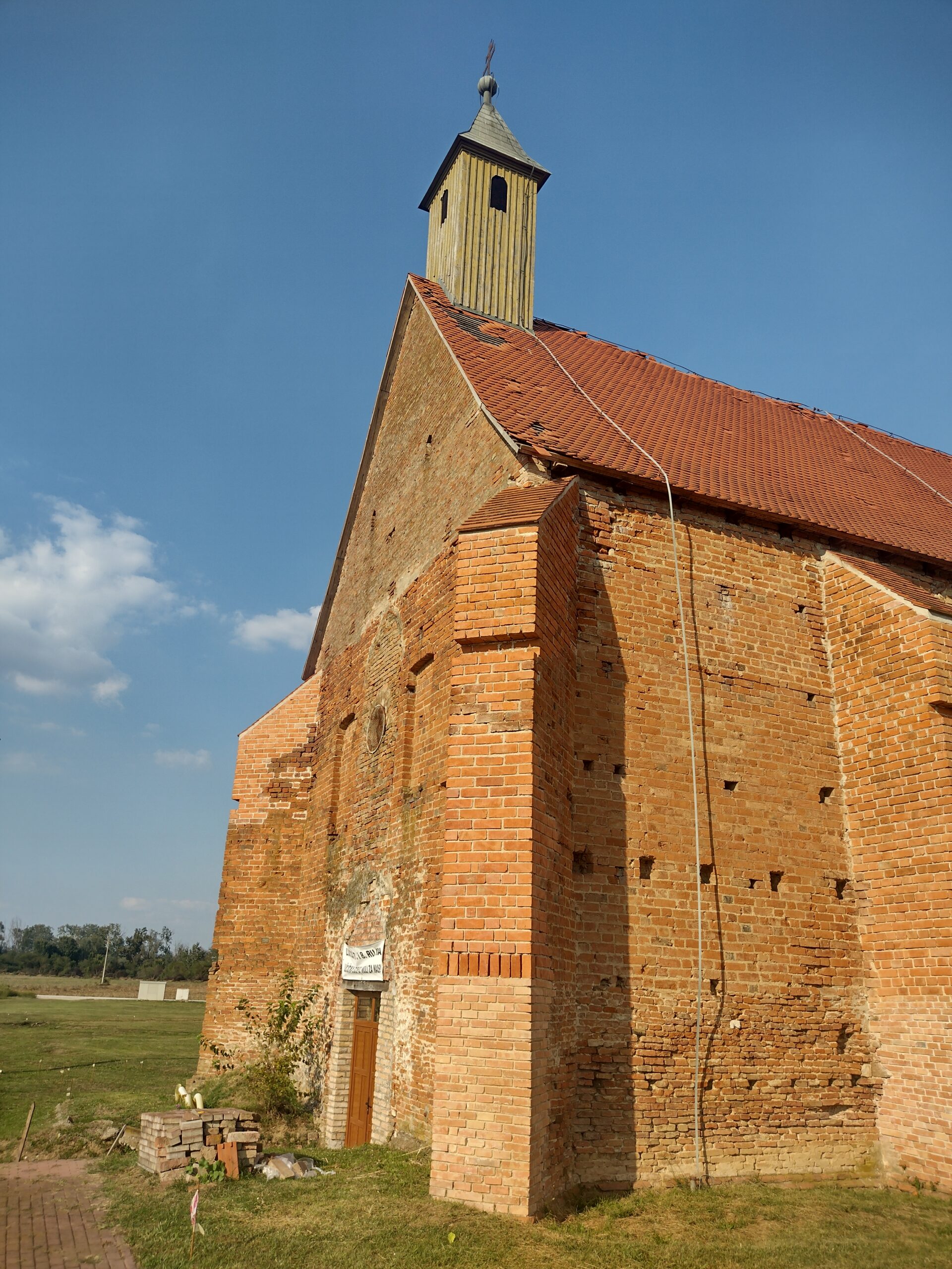 Crkva sv. Luke - Gospe Lučičke FOTO: Krešimir Regan