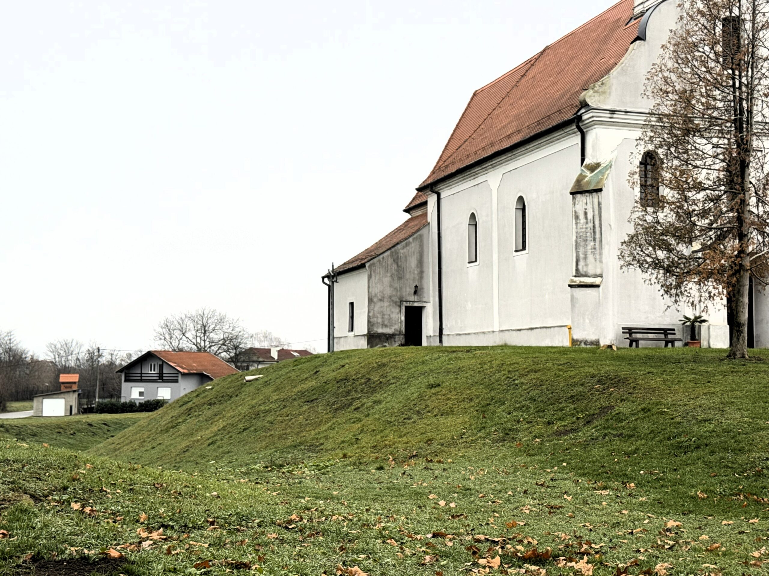 Župna crkva Sv. Katarine, Nijemci, FOTO: A.M. / Blaga & misterije