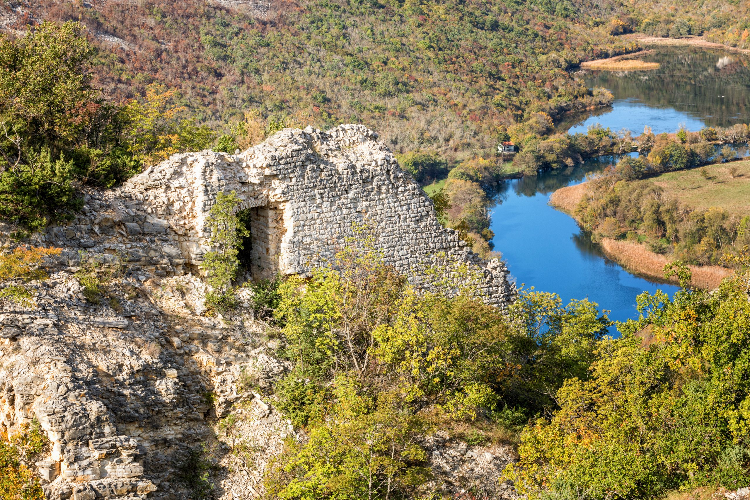 Ostaci grada Bogočina FOTO: Nacionalni park Krka, npkrka.hr