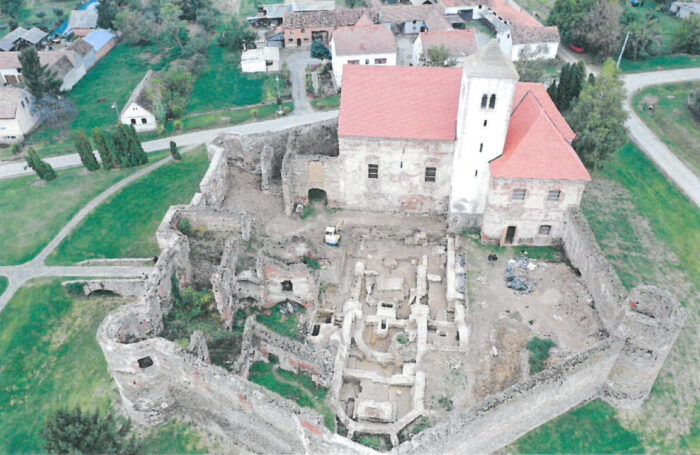 Arheološka istraživanja u Starom gradu Kaptolu 2019. godine. FOTO: stolni-kaptol-svpetra.hr