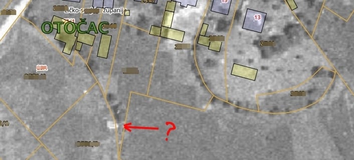 Ostatci kapelice sv. Nikole? Ortofoto plan iz 1968. Izvor: katastar.hr