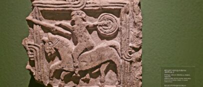 Reljef ratnika iz 9. stoljeća pronađen u crkvi sv. Martina u Prigradi FOTO: MBT / Blaga & misterije