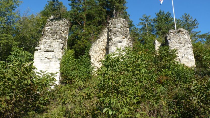 Stari grad Voćin FOTO: Zavičajni muzej Slatina
