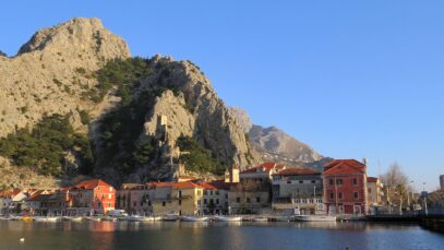 Utvrda Mirabela iznad Omiša FOTO: Robert Franić