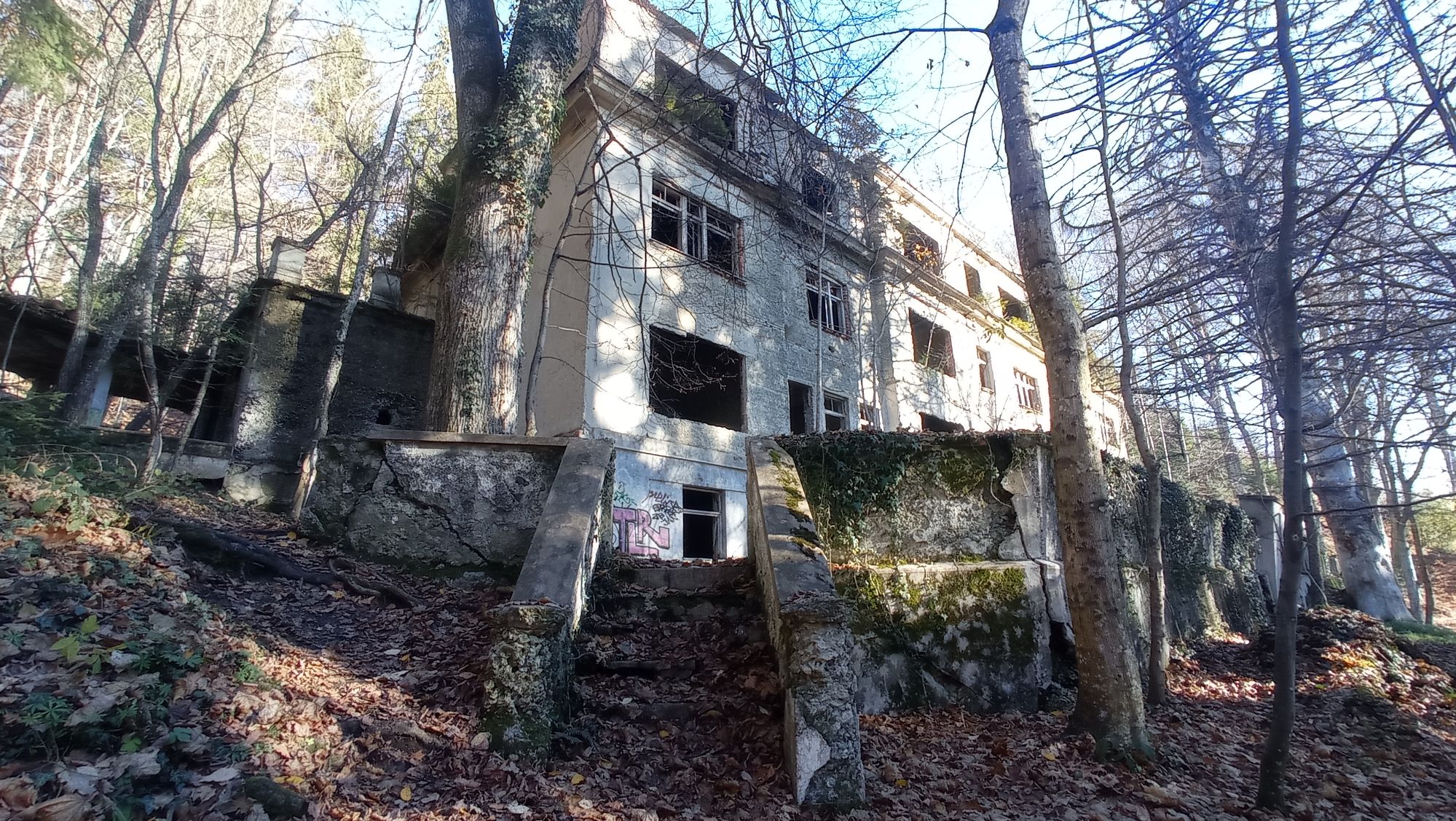 Sanatorij Brestovac u jesen 2020. godine FOTO: MBT / Blaga & misterije