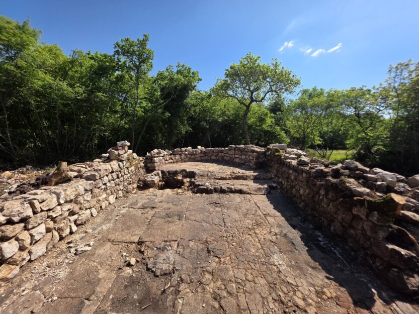 Crkvica sv. Petra. FOTO: Grad Poreč