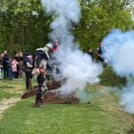 Prikaz pucanja iz topa / Ilustracija ranije manifestacije / Dvor Veliki Tabor