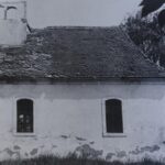 Kapela Sv. Ivana Nepomuka - vanjština, pogled na južno pročelje snimljeno 1952. godine. Izvor: Ministarstvo kulture i medija, inv. br.: 47.808, neg.: II - 16.763