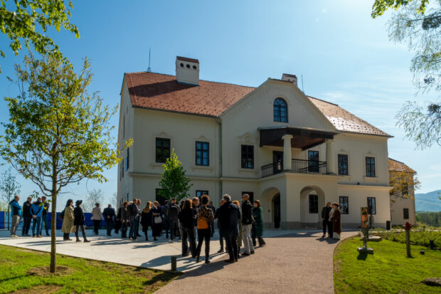 Predstavljanje cjelovite i energetske obnove Dvorca umjetnika Oršić - Jakovlje 23.04.2026 Jakovlje FOTO Alen Klimenta / HDLU / Citadela Invicta