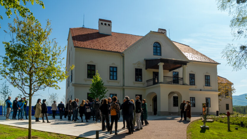 Predstavljanje cjelovite i energetske obnove Dvorca umjetnika Oršić - Jakovlje 23.04.2026 Jakovlje FOTO Alen Klimenta / HDLU / Citadela Invicta