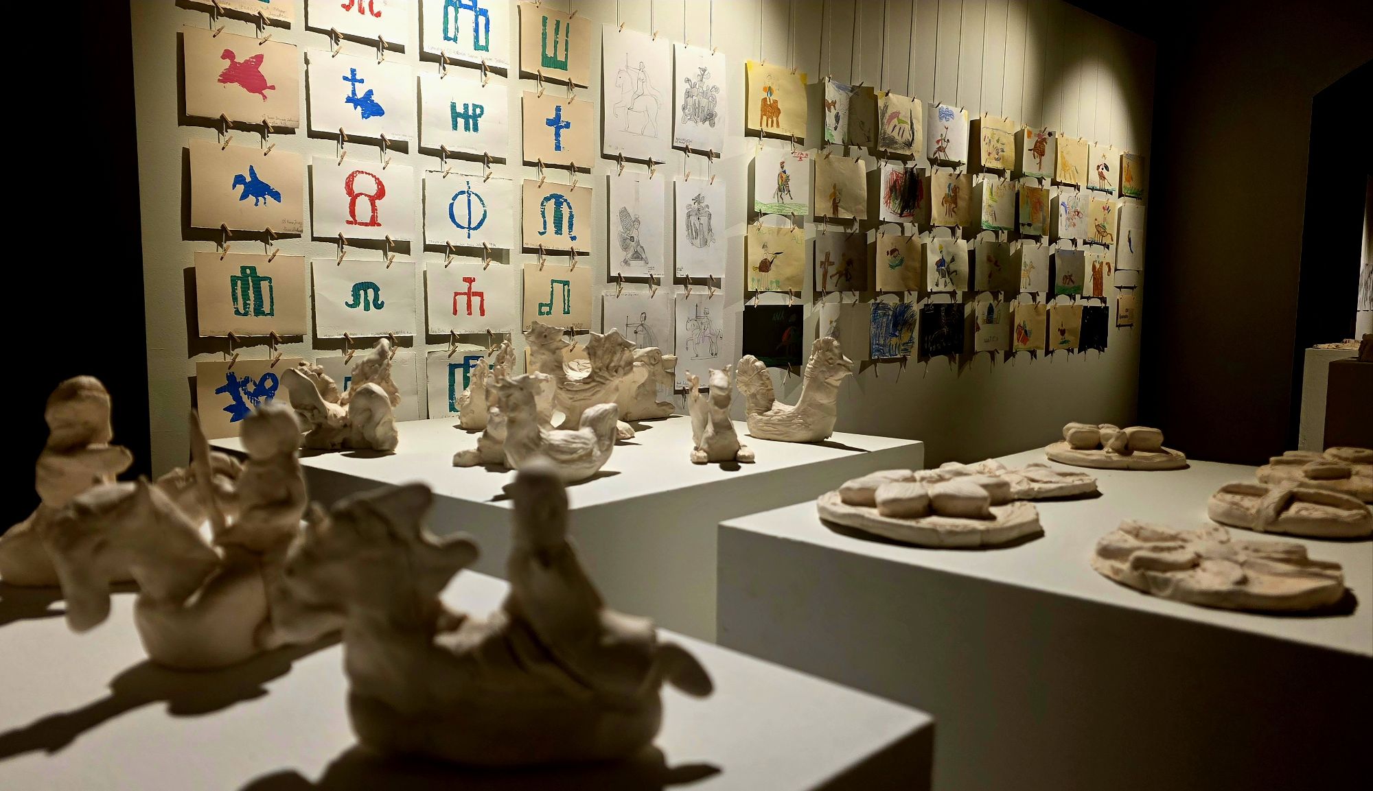 Postav izložbe U početku bijaše crtež, Galerija Klovićevi dvori, FOTO: MBT / Blaga & misterije