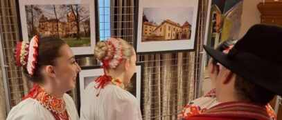 Autor izložbe Siniša Strčić predstavio je fotografski projekt posvećen hrvatskim dvorcima, kurijama i utvrdama. Foto: Dvorac Jurjevec